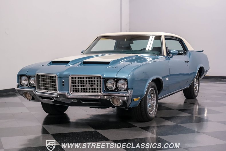 Unknown-Cutlass-1972-Nordic-Blue-Blue-36