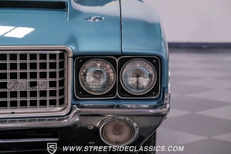 Unknown-Cutlass-1972-Nordic-Blue-Blue-38