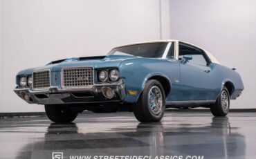 Unknown-Cutlass-1972-Nordic-Blue-Blue-39