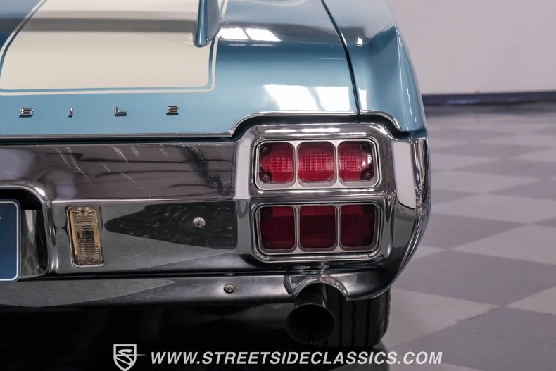 Unknown-Cutlass-1972-Nordic-Blue-Blue-46