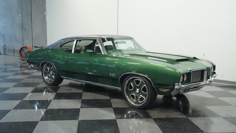 Unknown-Cutlass-1972-Sequoia-Green-Green-11