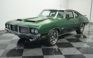 Unknown-Cutlass-1972-Sequoia-Green-Green-2