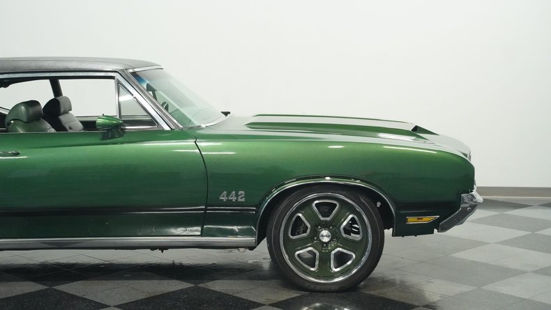 Unknown-Cutlass-1972-Sequoia-Green-Green-23