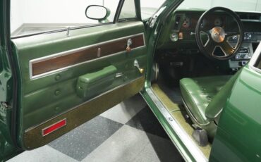 Unknown-Cutlass-1972-Sequoia-Green-Green-28