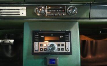 Unknown-Cutlass-1972-Sequoia-Green-Green-34