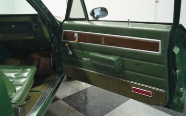 Unknown-Cutlass-1972-Sequoia-Green-Green-46