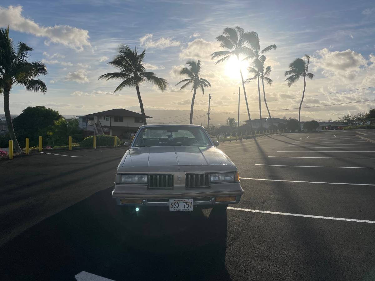Unknown-Cutlass-supreme-1988-1