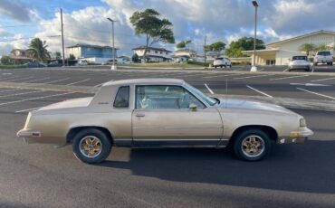 Unknown-Cutlass-supreme-1988-3