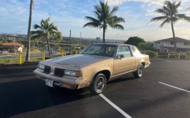 Unknown-Cutlass-supreme-1988-8