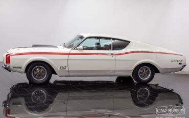 Unknown-Cyclone-1969-White-Dark-Red-Vinyl-9