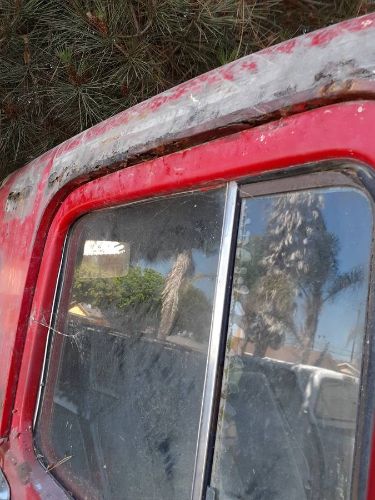 Unknown-D100-1957-Red-10