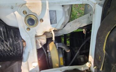 Unknown-Daihatsu-hijet-1990-white-17