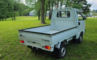 Unknown-Daihatsu-hijet-1990-white-7