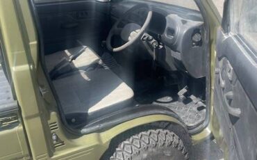 Unknown-Daihatsu-hijet-1994-grey-2