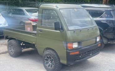 Unknown-Daihatsu-hijet-1994-grey
