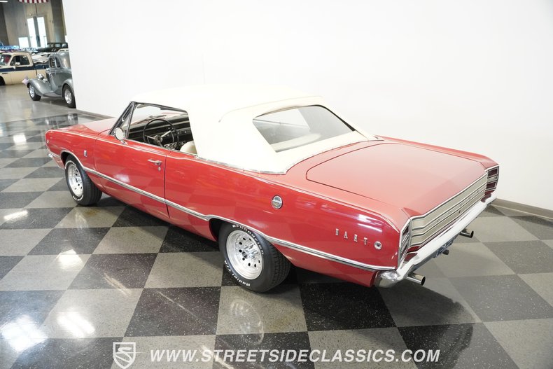 Unknown-Dart-1968-Red-White-11