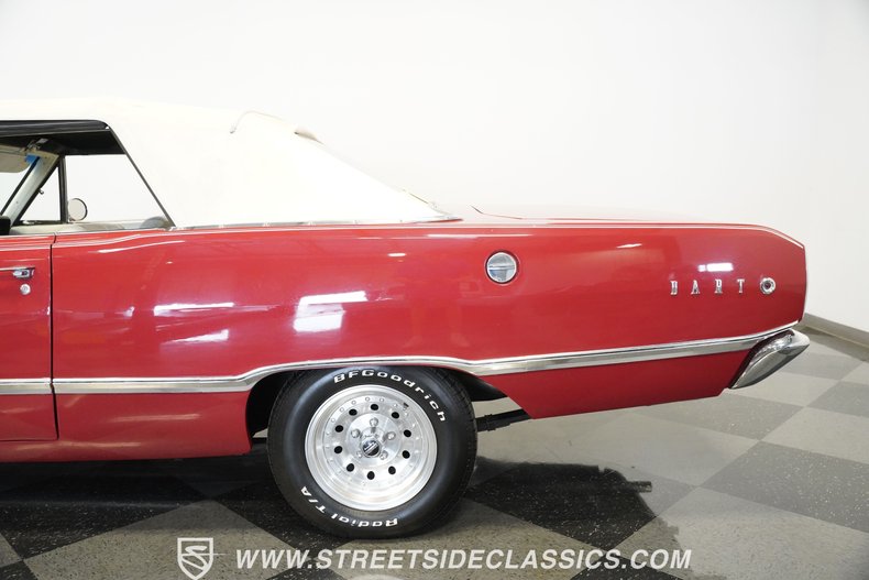 Unknown-Dart-1968-Red-White-13