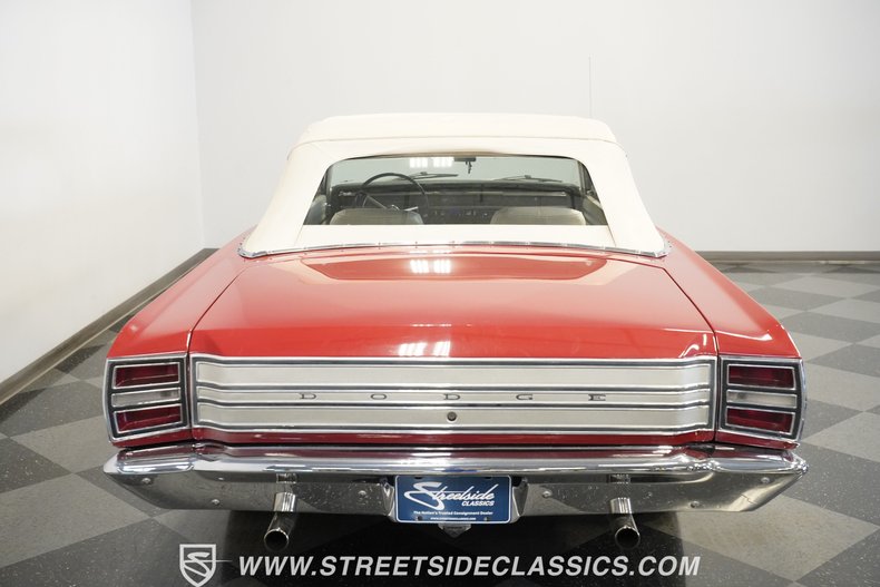 Unknown-Dart-1968-Red-White-34