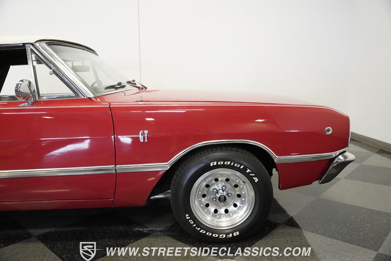 Unknown-Dart-1968-Red-White-42