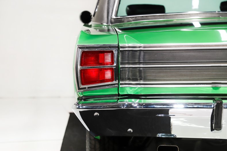 Unknown-Dart-1969-Bright-Green-Black-40