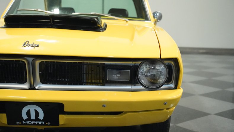 Unknown-Dart-1970-Banana-Black-17