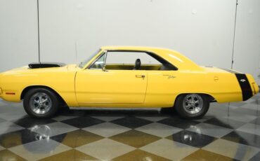 Unknown-Dart-1970-Banana-Black