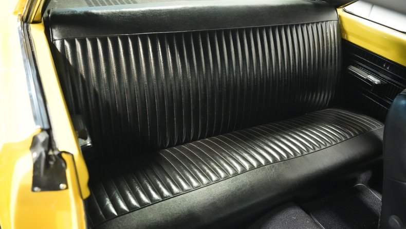 Unknown-Dart-1970-Banana-Black-41