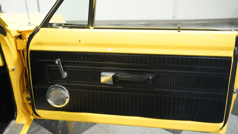 Unknown-Dart-1970-Banana-Black-47
