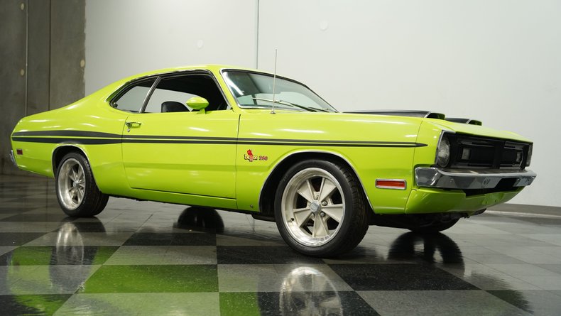 Unknown-Dart-1971-Citron-Yella-Black-1