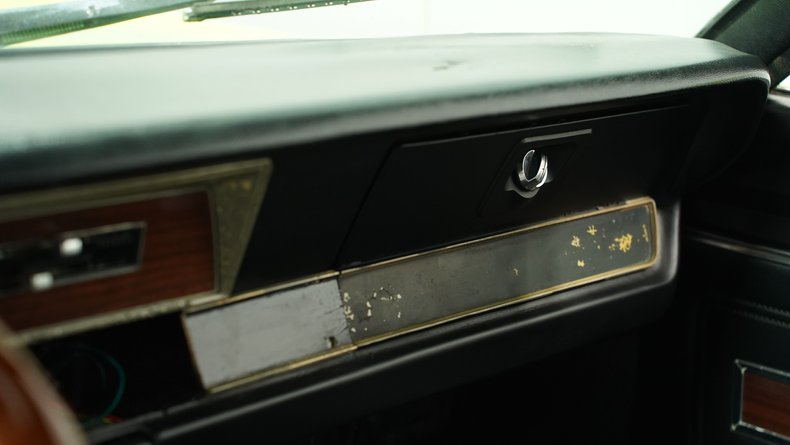 Unknown-Dart-1971-Citron-Yella-Black-23