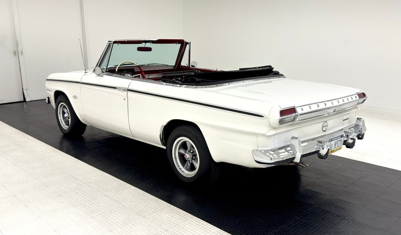 Unknown-Daytona-1964-White-Red-1