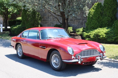 Unknown-Db6-1967-Burgundy-Black-1