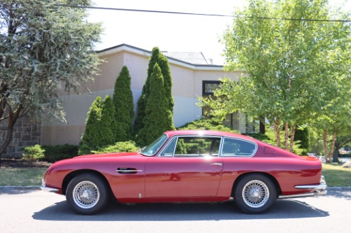 Unknown-Db6-1967-Burgundy-Black-4