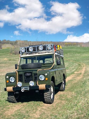 Unknown-Defender-1971-Green-1