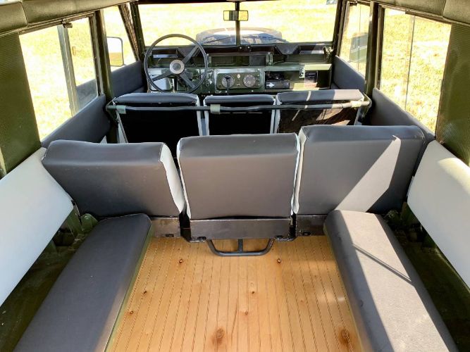 Unknown-Defender-1971-Green-11