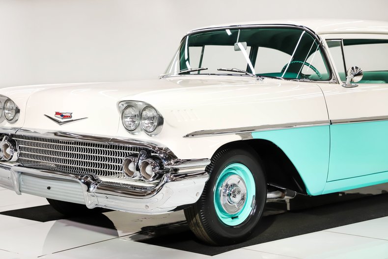 Unknown-Delray-1958-Arctic-White-Green-12