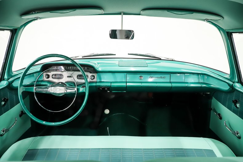Unknown-Delray-1958-Arctic-White-Green-26