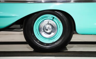 Unknown-Delray-1958-Arctic-White-Green-3