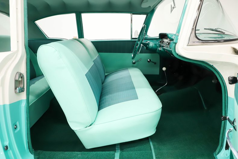 Unknown-Delray-1958-Arctic-White-Green-40
