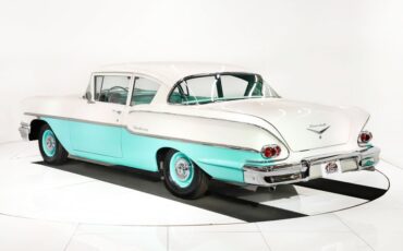 Unknown-Delray-1958-Arctic-White-Green-7