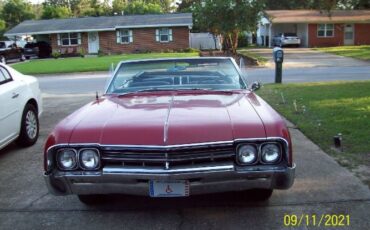 Unknown-Delta-88-1966-Red-1