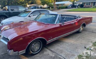 Unknown-Delta-88-1966-Red-2