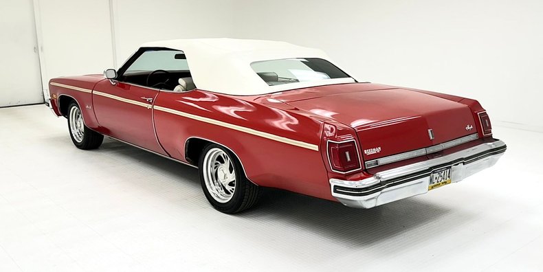 Unknown-Delta-88-1975-Crimson-Red-White-3