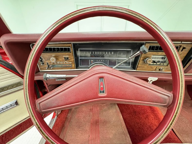 Unknown-Delta-88-1975-Crimson-Red-White-43