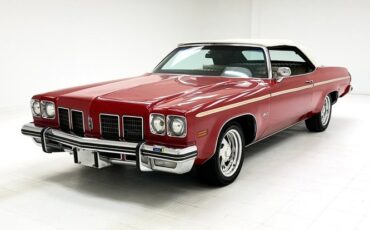 Unknown-Delta-88-1975-Crimson-Red-White-46