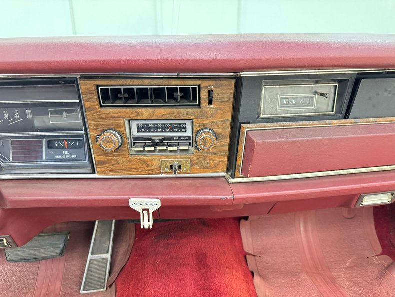 Unknown-Delta-88-1975-Crimson-Red-White-48