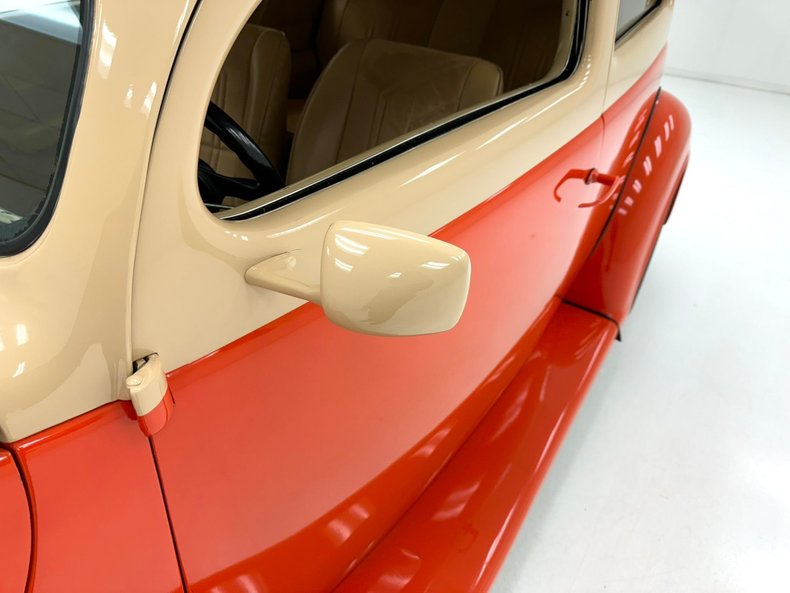 Unknown-Deluxe-1937-Vermillion-Red-Tan-14