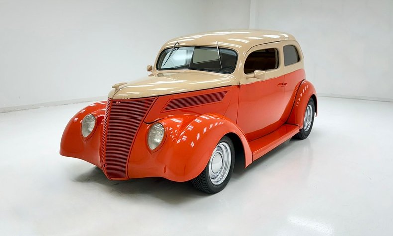 Unknown-Deluxe-1937-Vermillion-Red-Tan-47