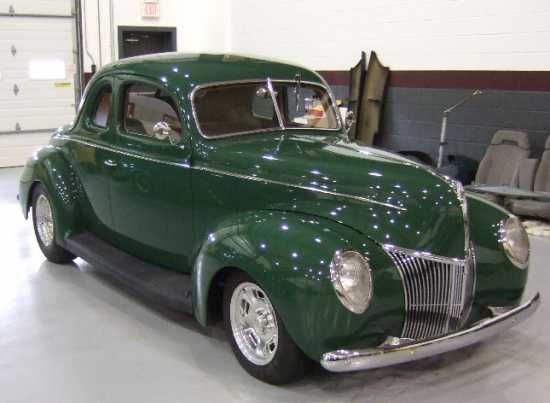 Unknown-Deluxe-1939-Green-Tan-7