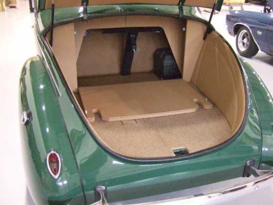 Unknown-Deluxe-1939-Green-Tan